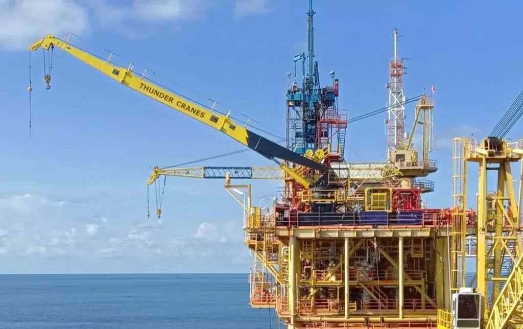 Thunder Cranes supports P&A project in Malaysia