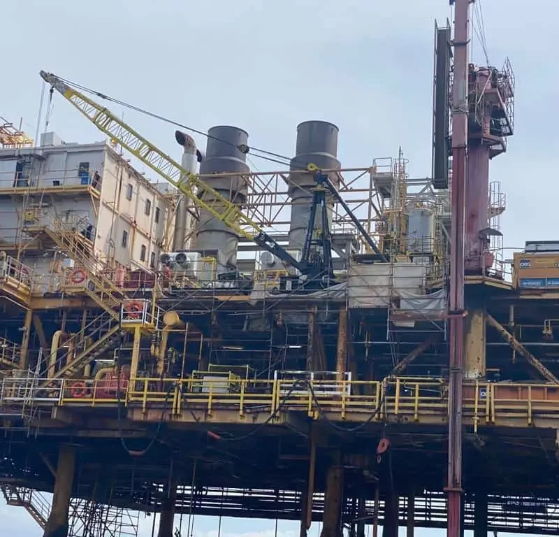 Successful First Phase of Crane Changeout Project in Angola