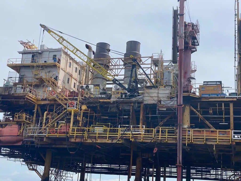 Successful First Phase of Crane Changeout Project in Angola